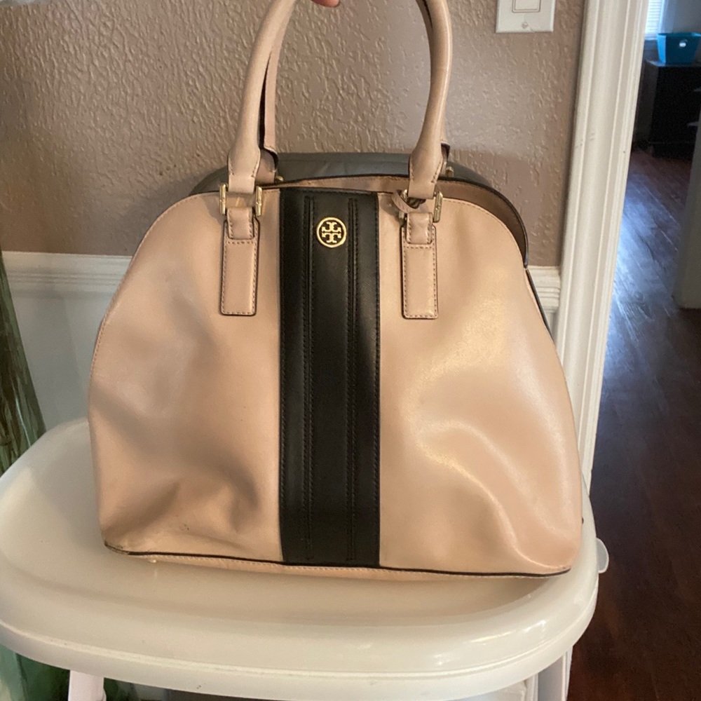 Tory Burch Medium Size Shoulder Bag
